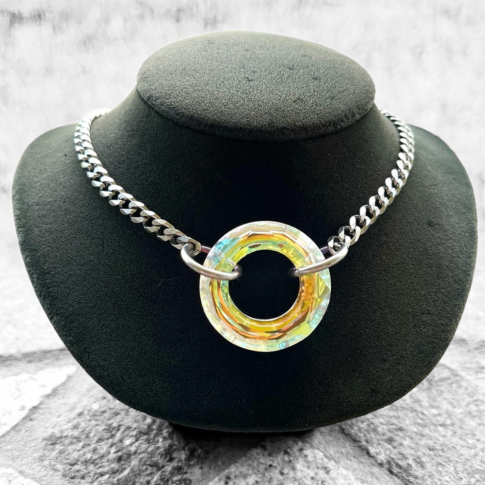 Rainbow Crystal necklace . Swarovski iridescent circle steel cuban chain choker - Picture 3 of 16